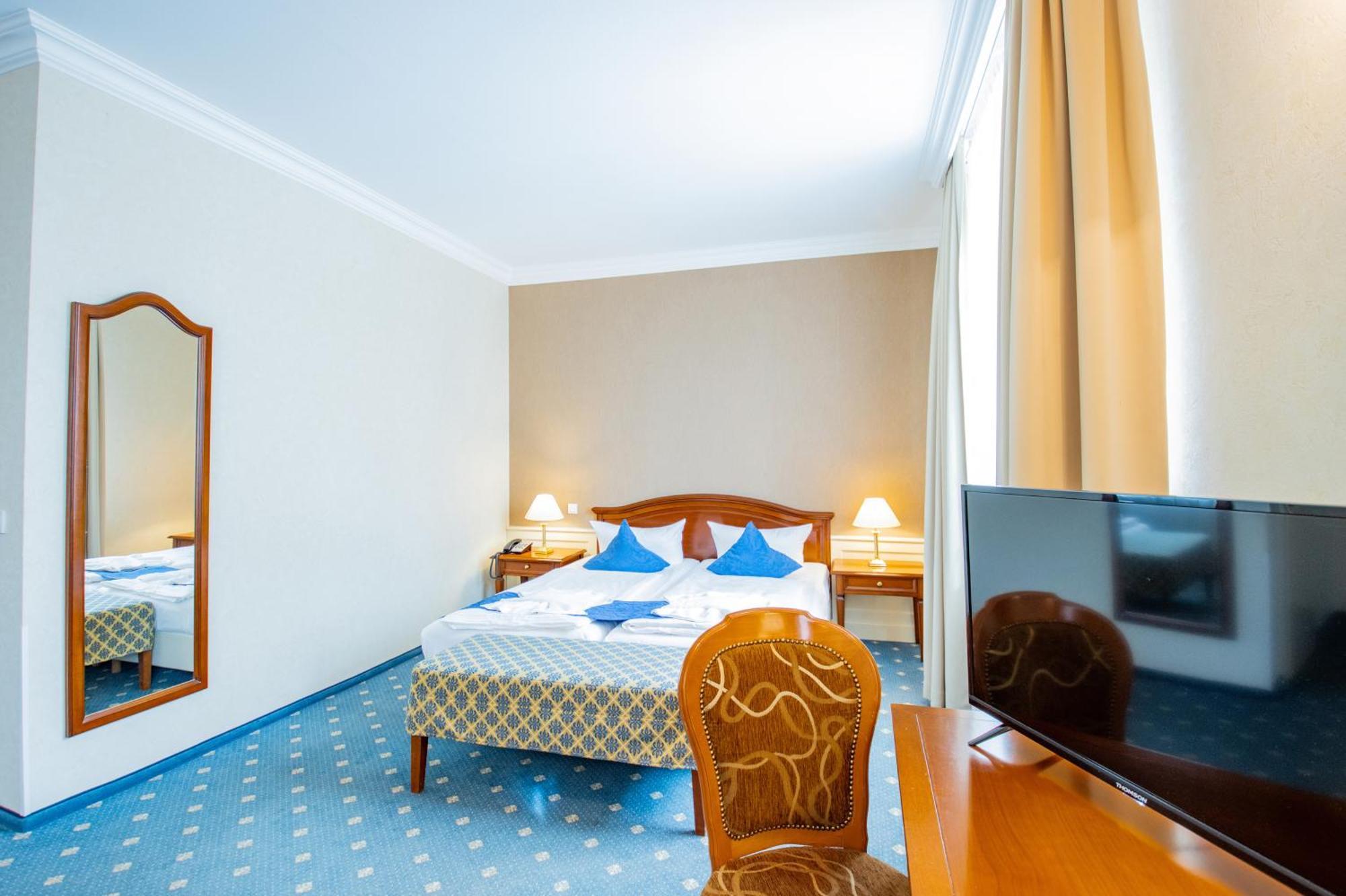 Seehotel Grossraeschen Esterno foto
