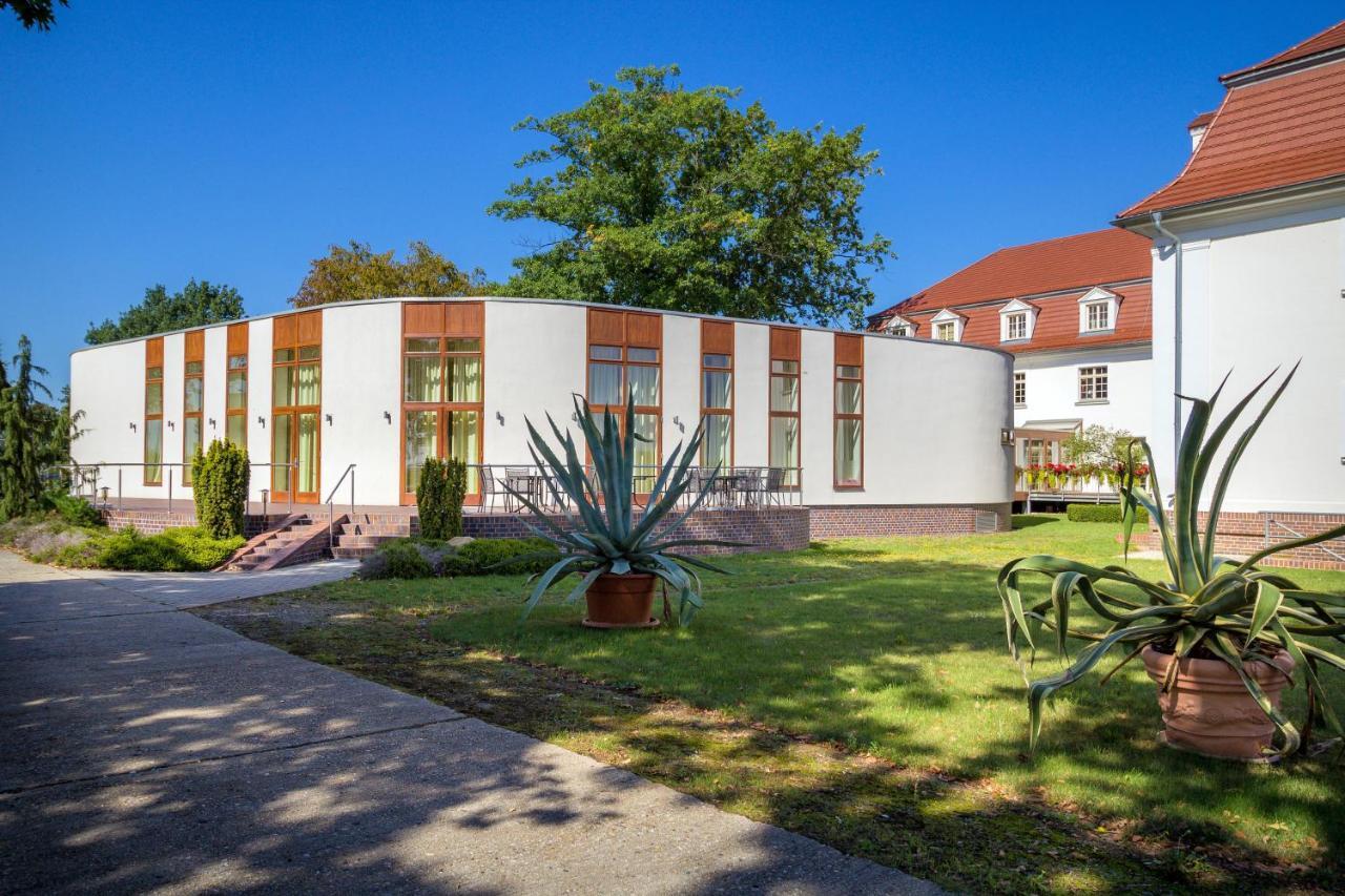 Seehotel Grossraeschen Esterno foto